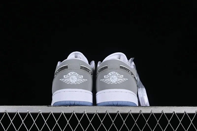 All Categories Air Jordan Jordan Series Basketball Shoes Air Jordan 1 Low Air Jordan 1 Low AJ1 Joe 1 Wolf Gray Low-top Cultural Leisure Sports Shoes DC0774-105